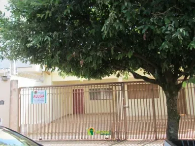 Casa com 2 Quartos para alugar, 120m² no Jardim Europa, São José do Rio Preto