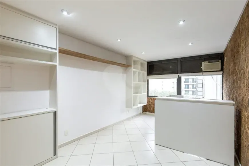 Foto do imóvel - Sala/Conjunto/Escritório para alugar com 2 banheiros, 2 vagas na garagem, ar-condicionado e.