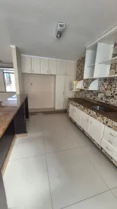 Apartamento com 2 Quartos para alugar, 100m² no Centro, Macaé
