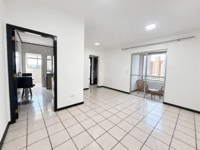 Apartamento com 2 Quartos para alugar, 74m² no Centro, Itajaí
