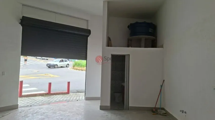 Foto do imóvel - Ponto comercial/Loja/Box para alugar com 1 banheiro, 50 m², próximo ao Metrô Patriarca • Vila.