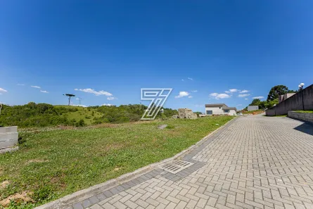 Terreno / Lote / Condomínio à venda, 811m² no Butiatuvinha, Curitiba