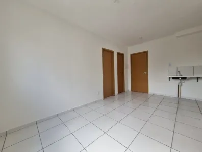 Apartamento com 2 Quartos para alugar, 42m² no Coqueiro, Ananindeua