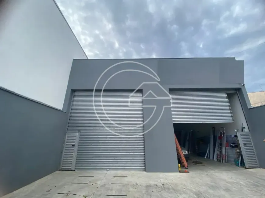 Foto do imóvel - Imóvel comercial à venda com 100 m², 1 banheiro e 4 vagas na garagem em