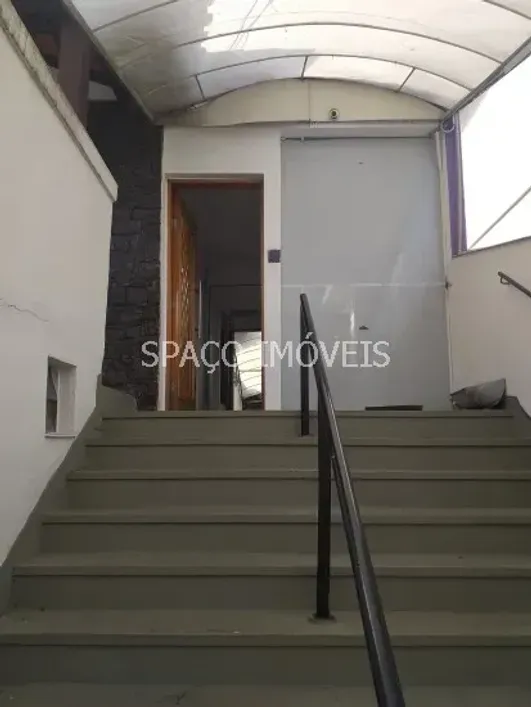 Foto do imóvel - Casa com 6 Quartos para alugar, 400m²