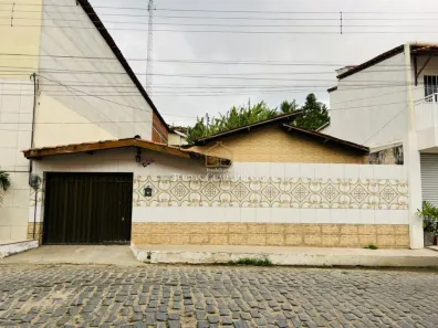 Casa com 4 Quartos à venda, 253m² no Pacoti, Pacoti