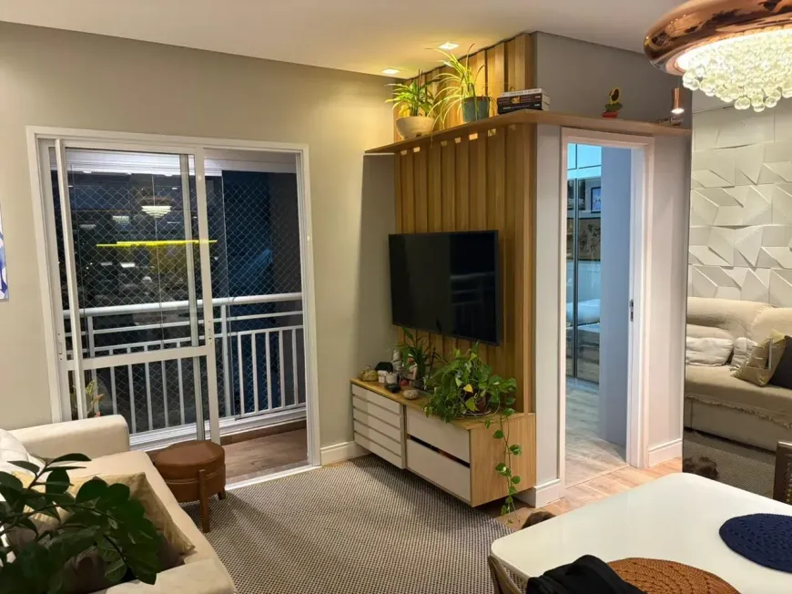 Foto do imóvel - Apartamento à venda com 2 quartos, 1 suíte, 2 banheiros e piscina no condomínio em