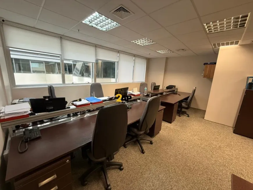Foto do imóvel - Sala/Conjunto/Escritório à venda com 64 m², 1 banheiro e 2 vagas na garagem em