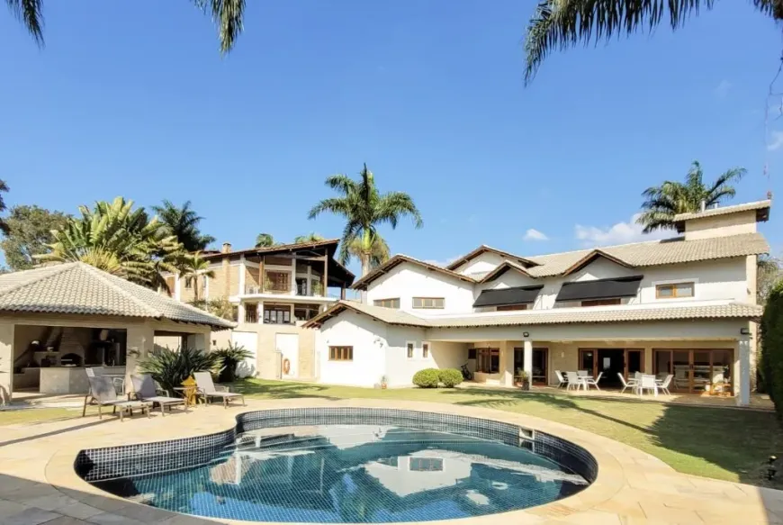 Foto do imóvel - Casa de condomínio à venda com 5 quartos, 5 suítes, 752 m², 8 banheiros e de 7 a 11 vagas em