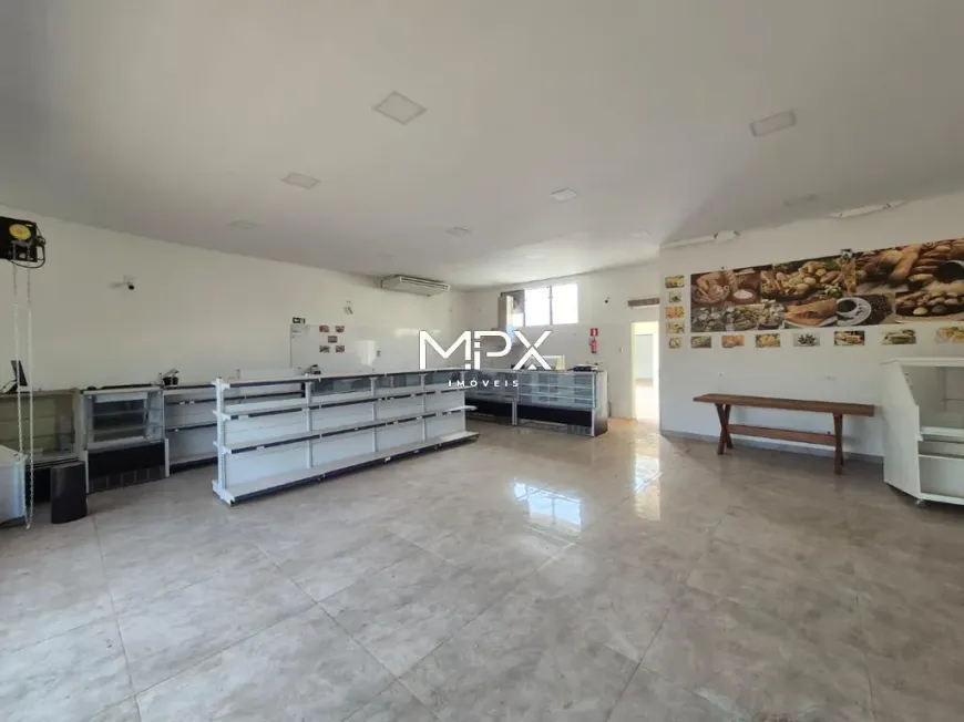 Foto do imóvel - Ponto comercial à venda com 172 m², 3 banheiros e 2 vagas em