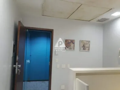 Conjunto Comercial / Sala à venda, 33m² no Centro, Rio de Janeiro