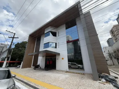 Prédio Inteiro para alugar, 2000m² no Umarizal, Belém