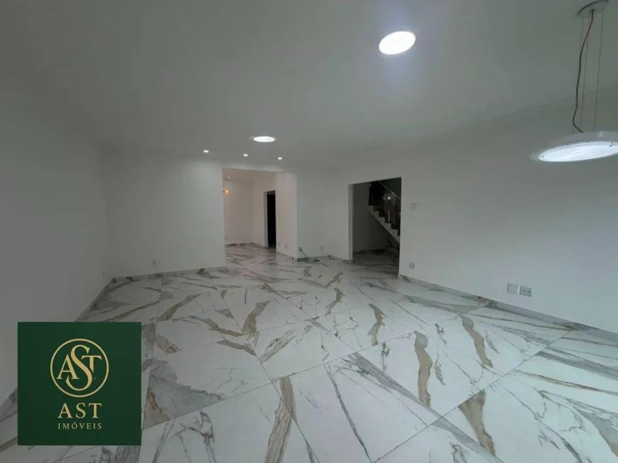 Foto do imóvel - Casa para alugar com 360 m², 3 quartos, 4 banheiros, 2 vagas