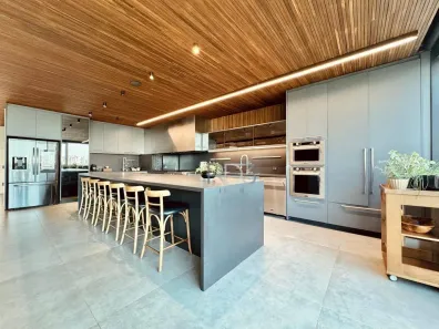 Apartamento com 4 Quartos para venda ou aluguel, 378m² no Guanabara, Londrina