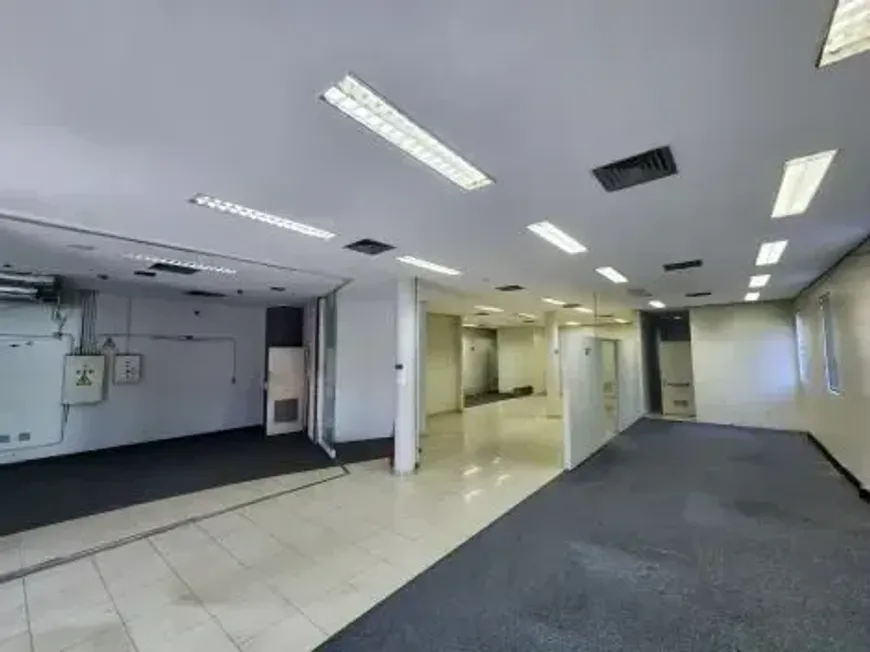Foto do imóvel - Prédio/Edificio inteiro para alugar com cozinha, 3 banheiros e 8 vagas na garagem em