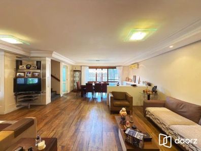 Casa de Condomínio com 3 Quartos à venda, 340m² no Jardim Isabel, Porto Alegre
