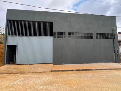 Prédio/Edifício Inteiro à venda, 260m² no Tucum, Cariacica