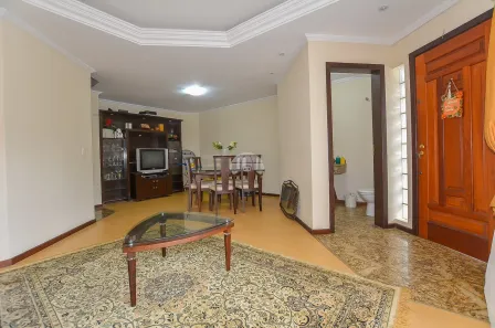 Sobrado com 3 Quartos à venda, 255m² no Juvevê, Curitiba