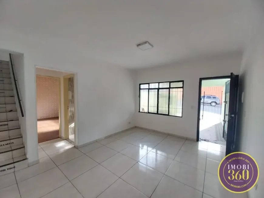 Foto do imóvel - Imóvel comercial para alugar com 2 quartos, 1 banheiro, 2 vagas na garagem e perto da Estação.