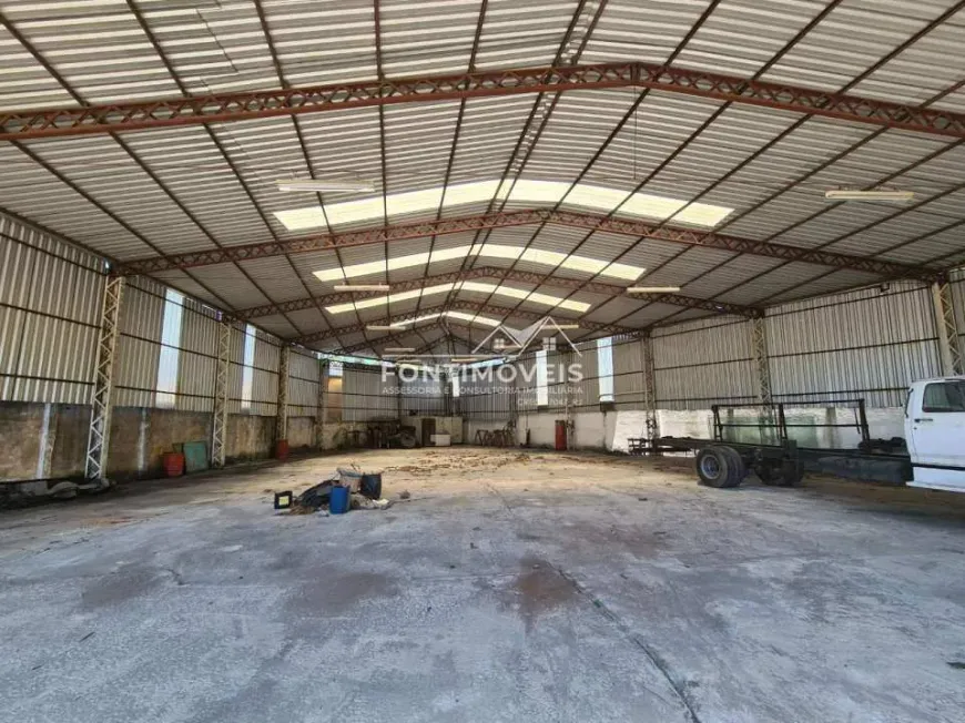 Foto do imóvel - Galpão/Depósito/Armazém para alugar com 2 banheiros, 1800 m² em