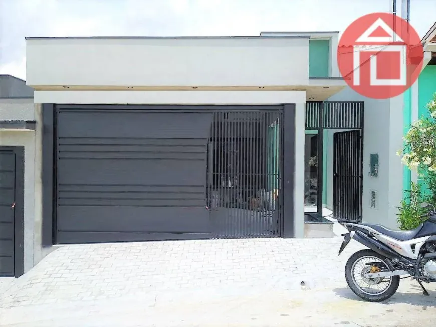 Foto do imóvel - Casa à venda com 3 quartos, 1 suíte, 118 m², 1 banheiro e 2 vagas na garagem em