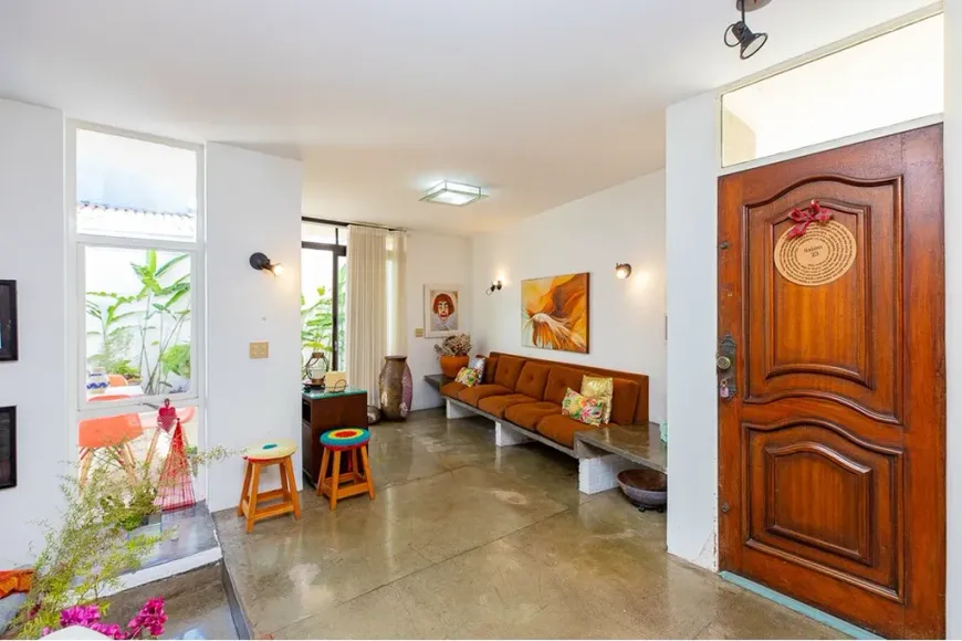 Foto do imóvel - Casa para comprar com 220 m², 3 quartos, 5 banheiros, 3 vagas