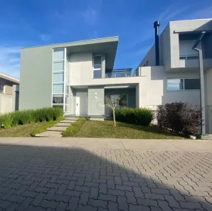 Casa de Condomínio com 3 Quartos à venda, 560m² no Interlagos, Caxias do Sul