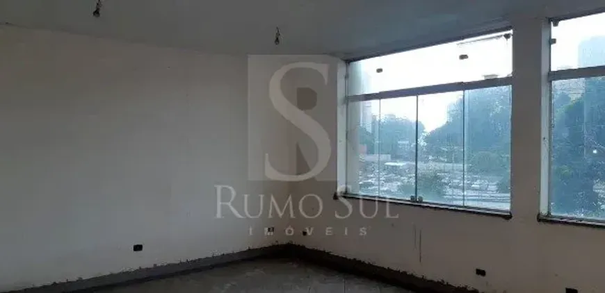 Foto do imóvel - Prédio/Edificio inteiro para comprar com 700 m², 1 banheiro