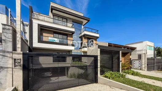 Sobrado com 3 Quartos à venda, 250m² no Juvevê, Curitiba