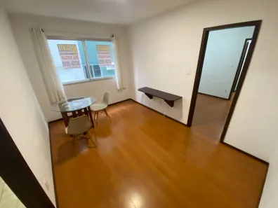 Apartamento com 1 Quarto para alugar, 40m² no Centro, Florianópolis
