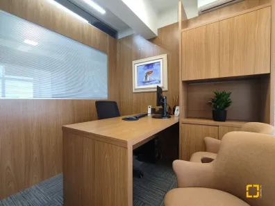 Conjunto Comercial / Sala à venda, 76m² no Centro, Florianópolis