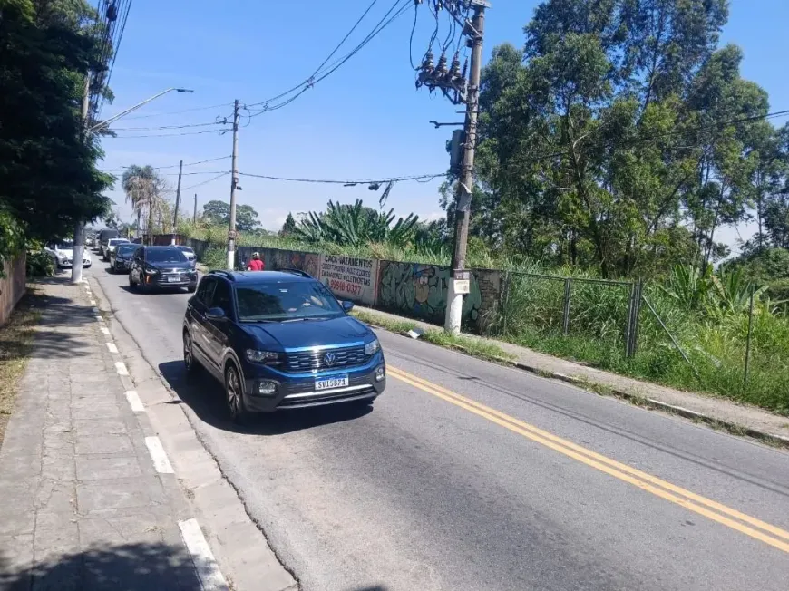 Foto do imóvel - Terreno comercial para alugar com área de 2589 m² disponível para locação em