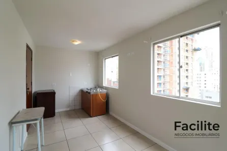 Studio com 1 Quarto para alugar, 30m² no Centro, Curitiba