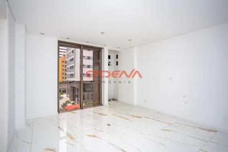 Conjunto Comercial / Sala à venda, 68m² no Centro, Curitiba