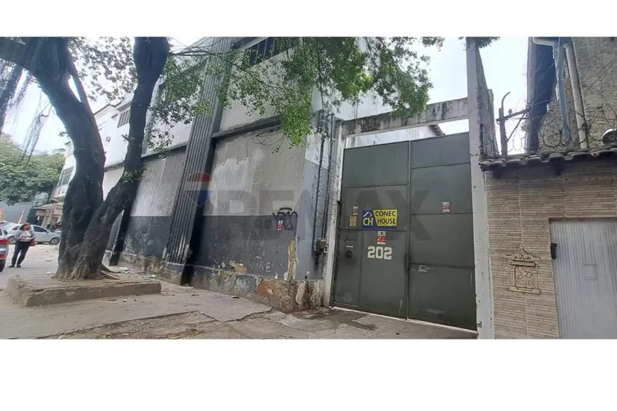 Foto do imóvel - Galpão/Depósito/Armazém à venda com garagem e 3000 m² perto da Estação São Francisco Xavier em