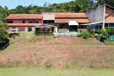 Fazenda / Sítio / Chácara com 7 Quartos à venda, 1000m² no Pitas, Cotia