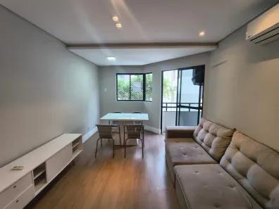 Apartamento com 3 Quartos para alugar, 90m² no Centro, Florianópolis