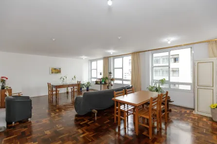 Apartamento com 3 Quartos à venda, 140m² no Centro, Curitiba