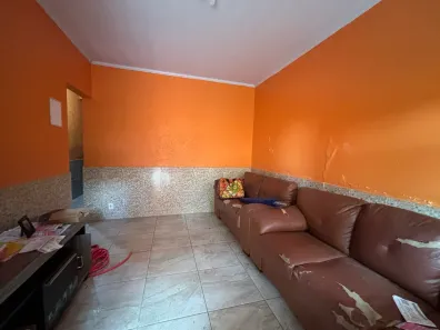 Casa com 3 Quartos para alugar, 110m² no Sol e Mar, Macaé