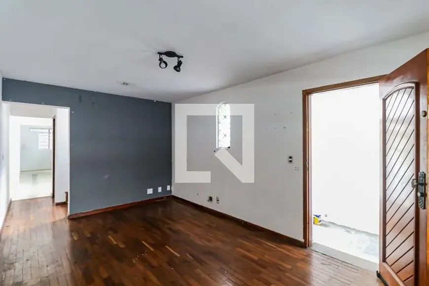 Foto do imóvel - Casa à venda com 3 quartos, 2 suítes, 123 m², 4 banheiros e 2 vagas na garagem em