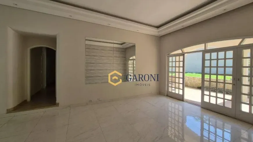 Foto do imóvel - Casa para alugar com 4 quartos, 2 suítes, 327 m², 6 banheiros e 3 vagas em