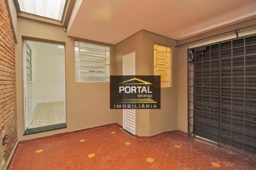 Foto do imóvel - Sobrado para alugar com 2 quartos, 1 a 2 banheiros, 106 m² e aceita animais em
