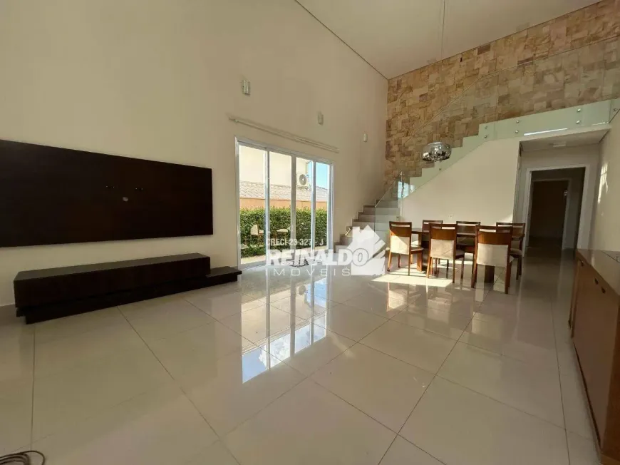 Foto do imóvel - Casa de condomínio para alugar com 209 m², 3 quartos, 4 banheiros, 2 vagas