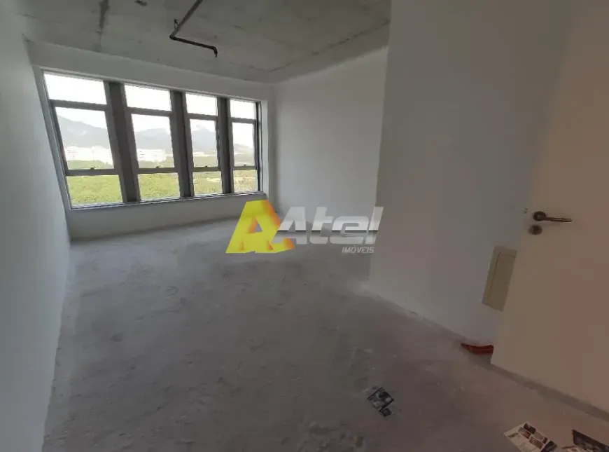 Foto do imóvel - Sala/Conjunto/Escritório para alugar com 20 m², 1 banheiro e 1 vaga na garagem em