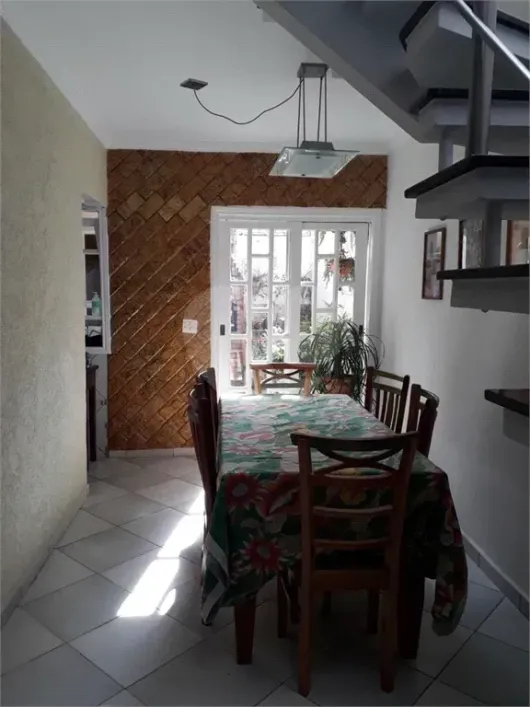 Foto do imóvel - Casa de condomínio para alugar com 3 quartos, 1 suíte, 3 banheiros e churrasqueira no.