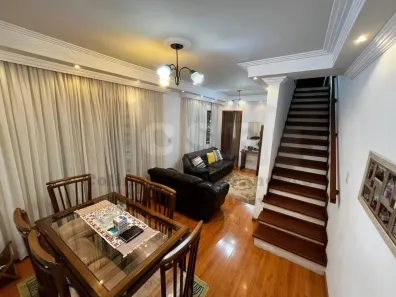 Sobrado com 5 Quartos à venda, 249m² no Vila Yolanda, Osasco