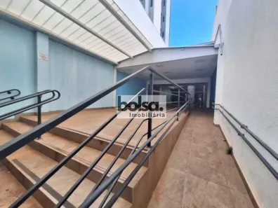 Prédio Inteiro para alugar, 252m² no Centro, Bauru