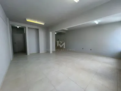 Conjunto Comercial / Sala à venda, 59m² no Centro, Florianópolis