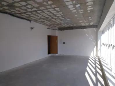 Conjunto Comercial / Sala à venda, 61m² no Centro, Curitiba