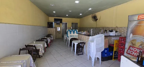 Loja / Salão / Ponto Comercial à venda, 64m² no Barro Vermelho, São Gonçalo